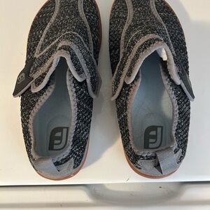 Women diabetic shoes